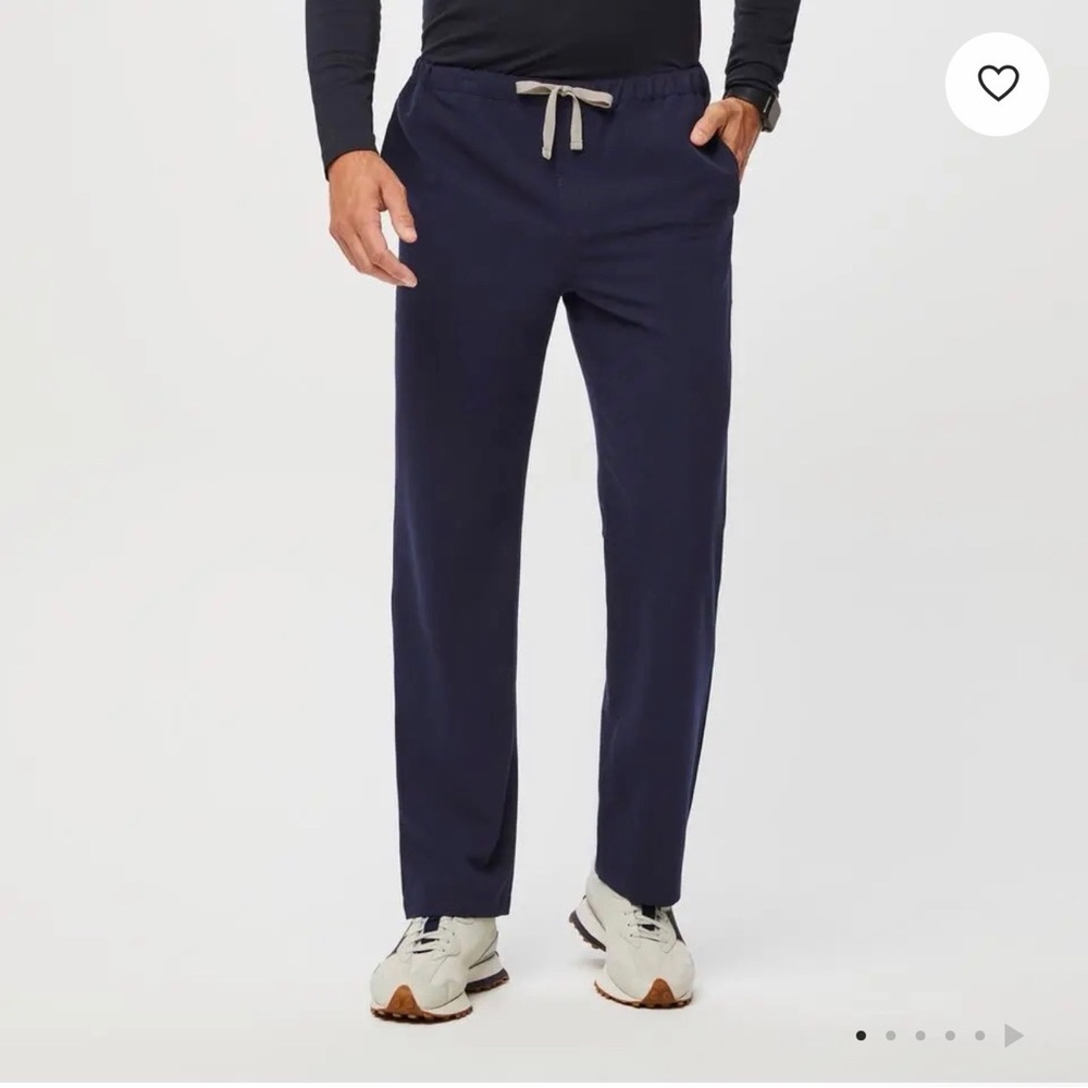 Figs Men's Navy basic scrub pants